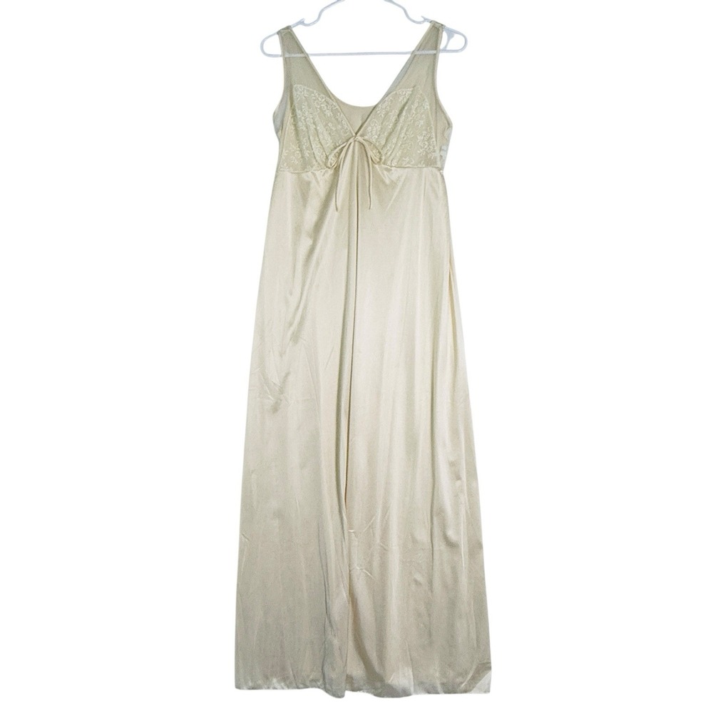 Vtg Ivory Nylon Lace Maxi Slip Dress Gown Sz M  Nightgown Glam Bridal Romantic